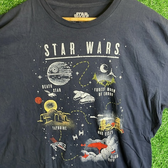 StarWars Artist Series Tee 🔥 - Picture 2 of 10